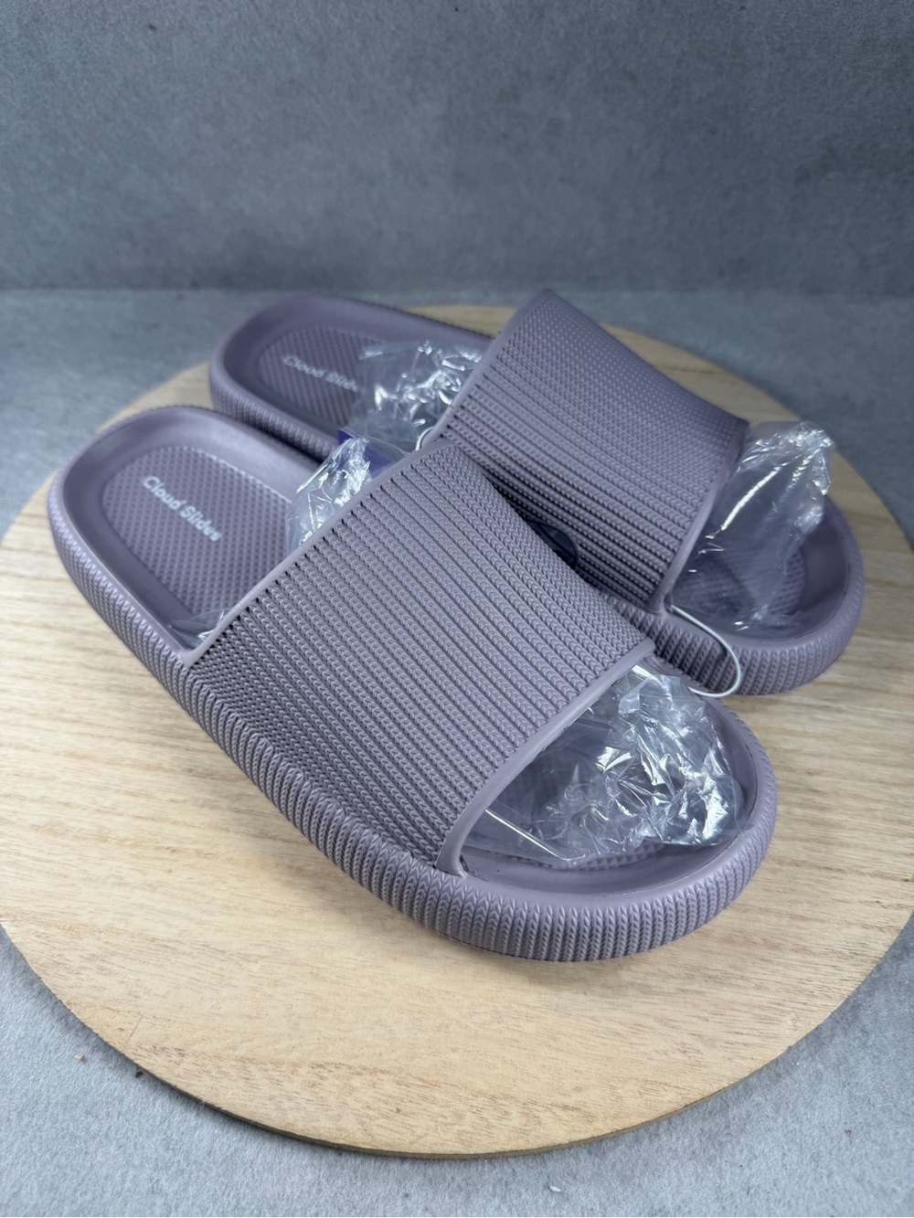 Cloud Slides Grey M8-9 W10-11 Cushion Slides NWT